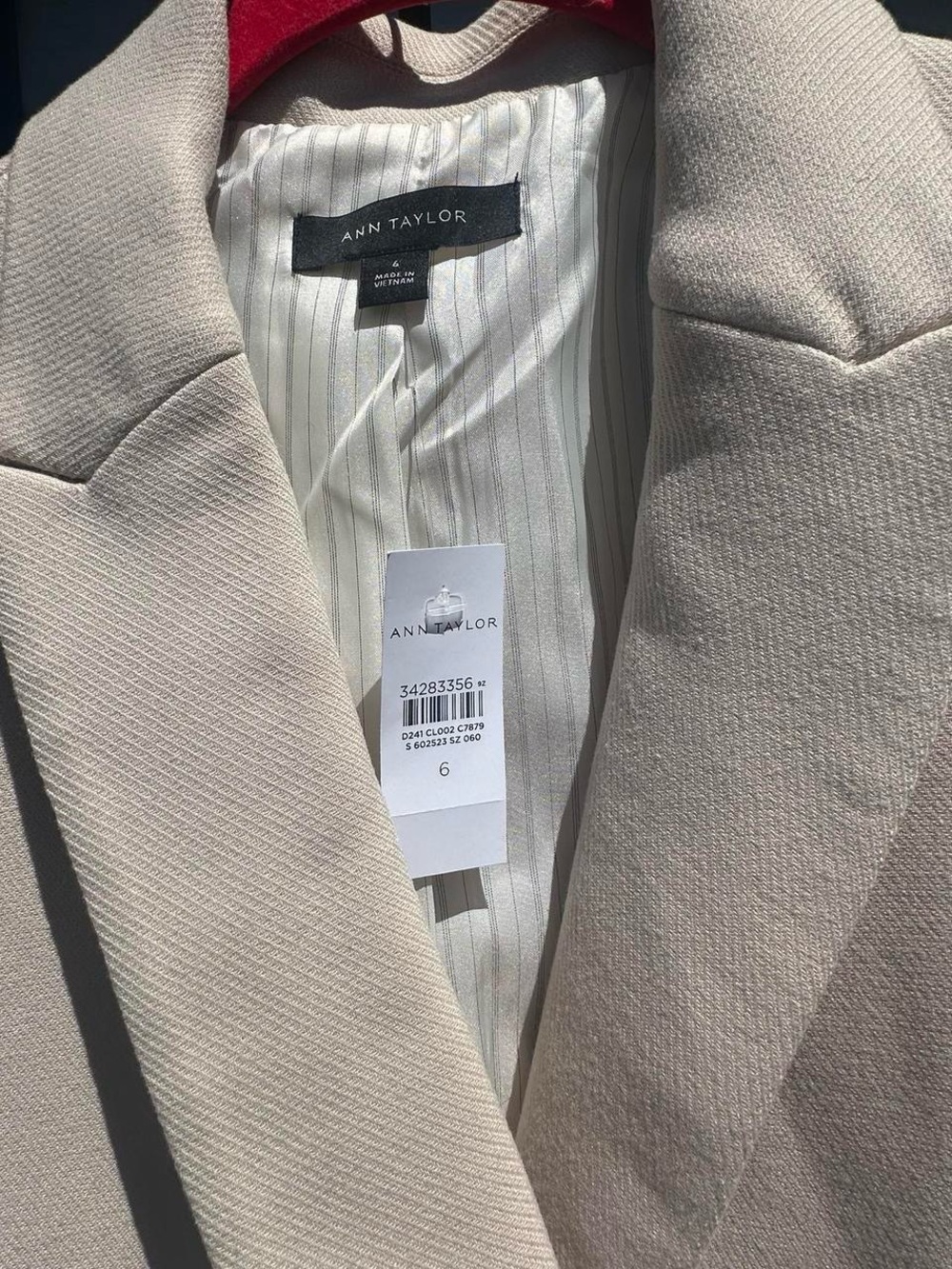 Ann Taylor NWT Cream Women's Tailored Blazer 6 - Picture 4 of 8